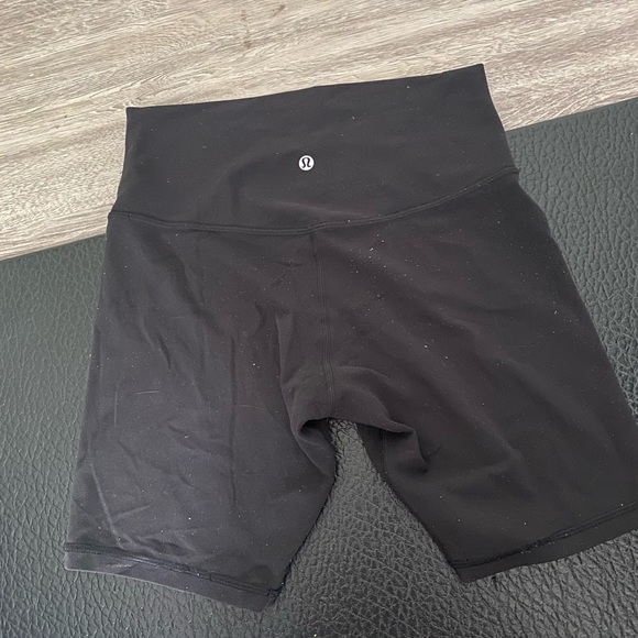 Lululemon bike shorts - Picture 3 of 4